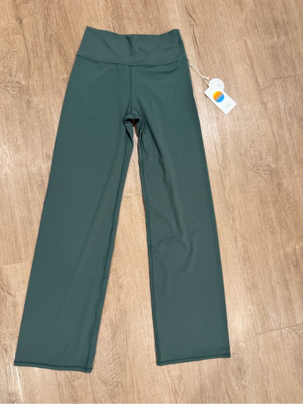 VUORI ALLTHEFEELS STRAIGHT LEG- SHORT INSEAM - Picture 4 of 4